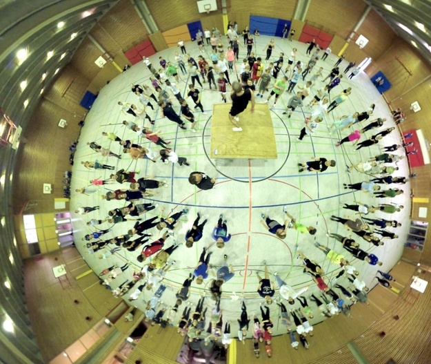 Sportprogramm am Morgen der Blocktage Sportprogramm am Morgen der Blocktage